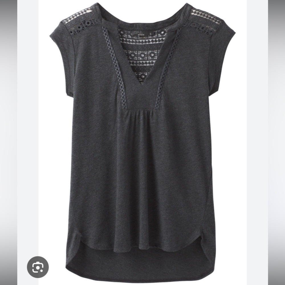Black Sleeveless Top